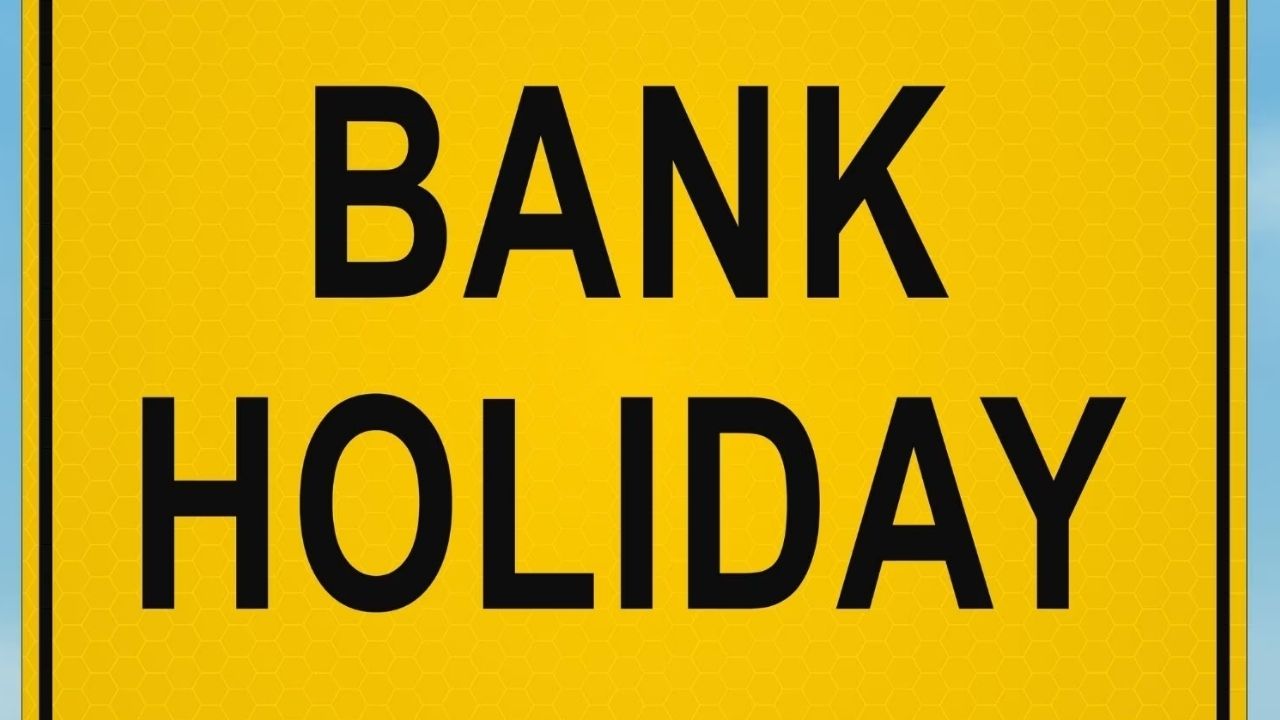 Bank Holiday Alert: 18 अप्रैल के अलावा किस दिन रहेगी बैंक की छुट्टी, जानिए अप्रैल की छुट्टियों की लिस्ट Bank Holiday Alert: 18 अप्रैल के अलावा किस दिन रहेगी बैंक की छुट्टी, जानिए अप्रैल की छुट्टियों की लिस्ट